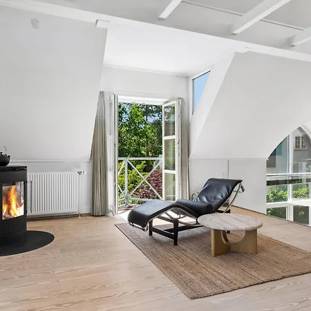 Luxury - Direct Access - 25 Min Cph *